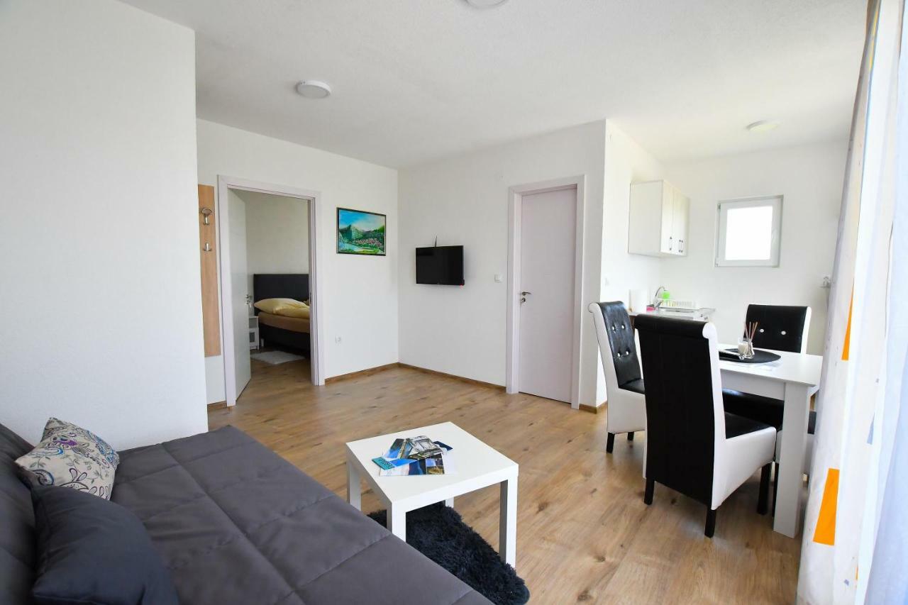 Vulsa Apartmani Kladovo Bagian luar foto