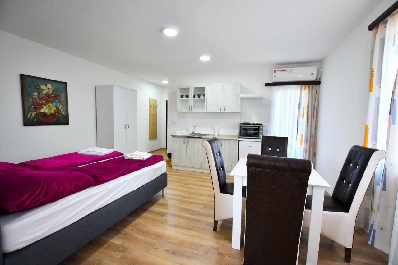 Vulsa Apartmani Kladovo Bagian luar foto